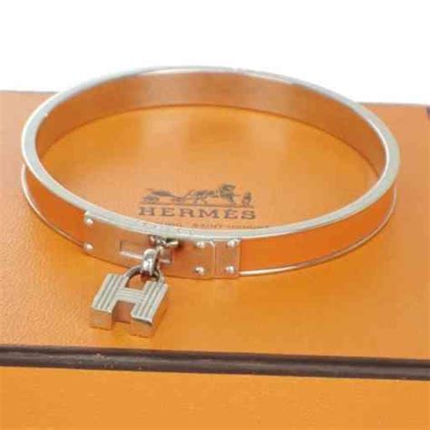 pulsera hermes precio|Guía de precios de pulseras originales de Hermès para mujer.